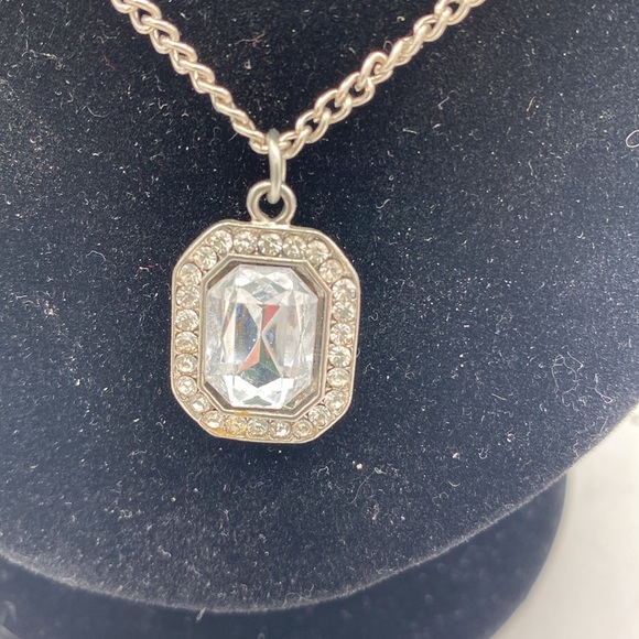 Silvertone Crystal Octagon Pendant necklace 11” - Picture 2 of 6